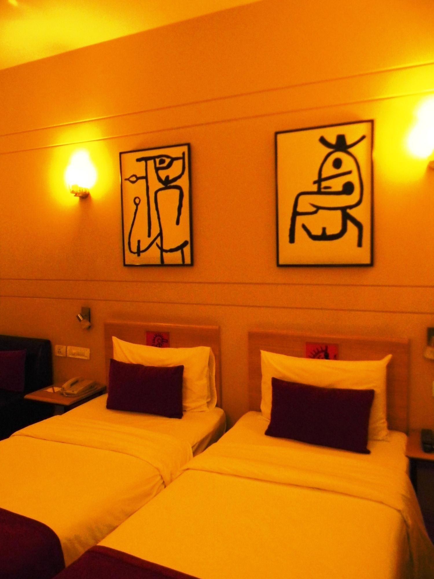 Red Fox By Lemon Tree Hotels, East Delhi Екстериор снимка
