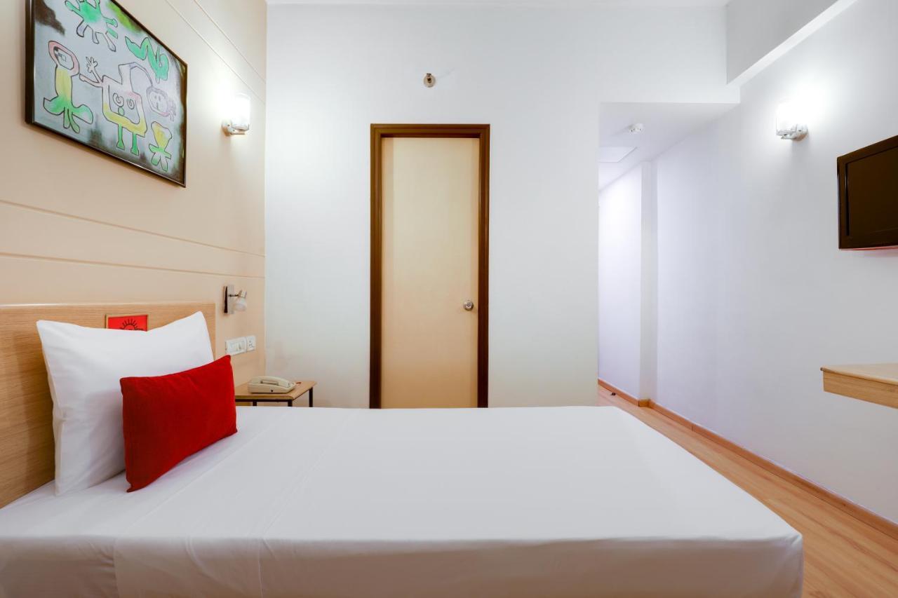 Red Fox By Lemon Tree Hotels, East Delhi Екстериор снимка