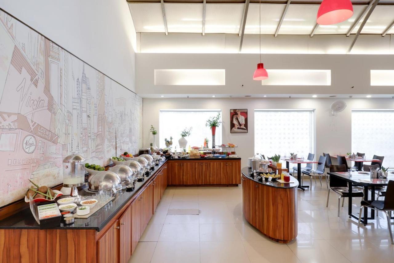 Red Fox By Lemon Tree Hotels, East Delhi Екстериор снимка