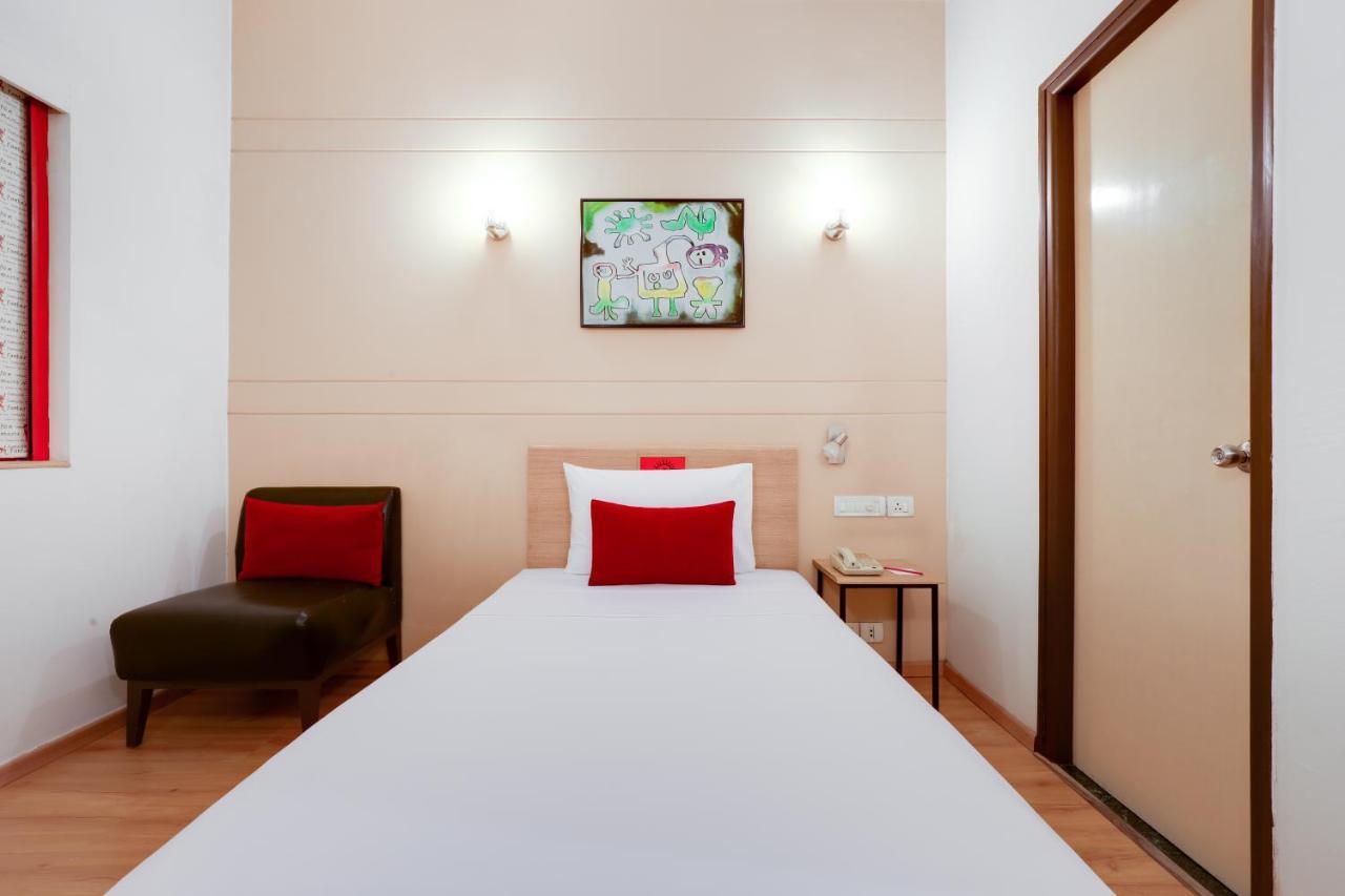 Red Fox By Lemon Tree Hotels, East Delhi Екстериор снимка