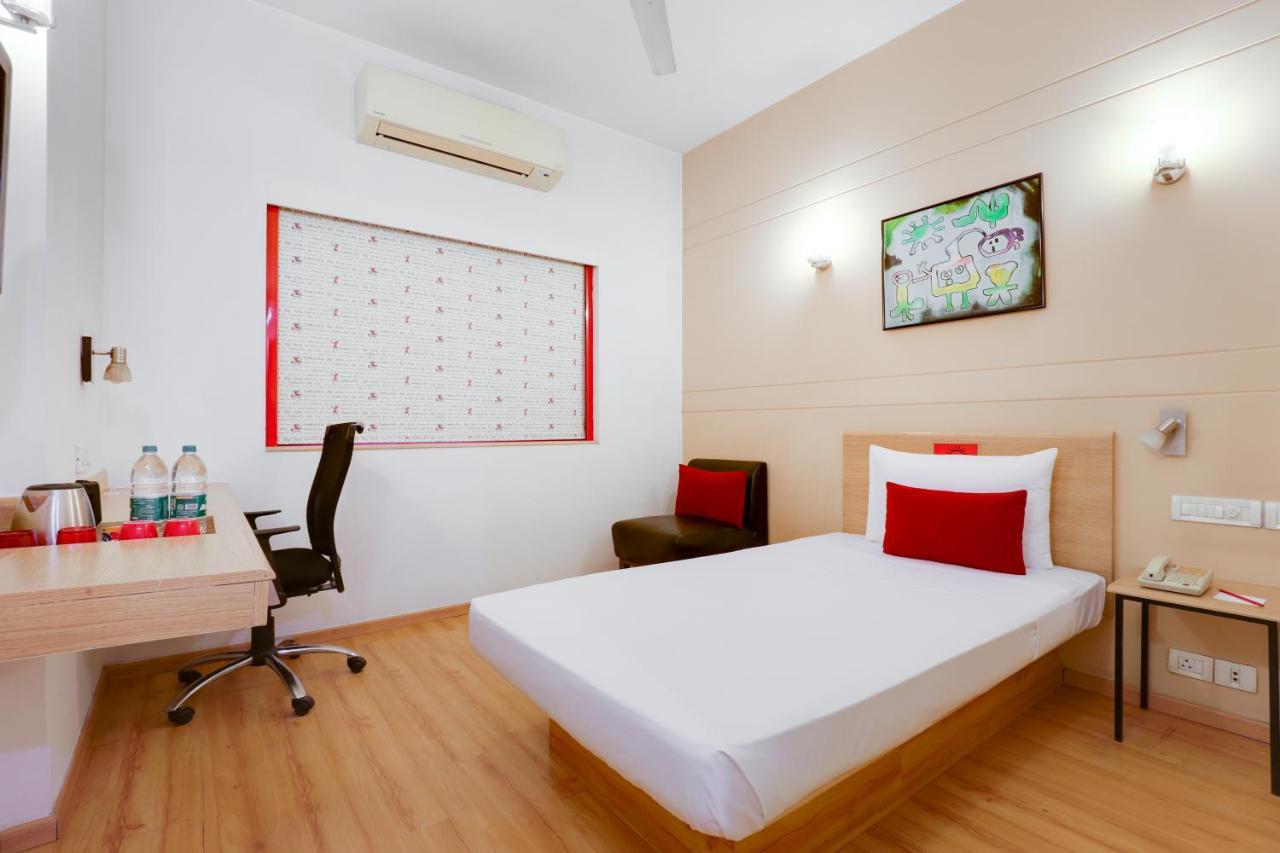 Red Fox By Lemon Tree Hotels, East Delhi Екстериор снимка