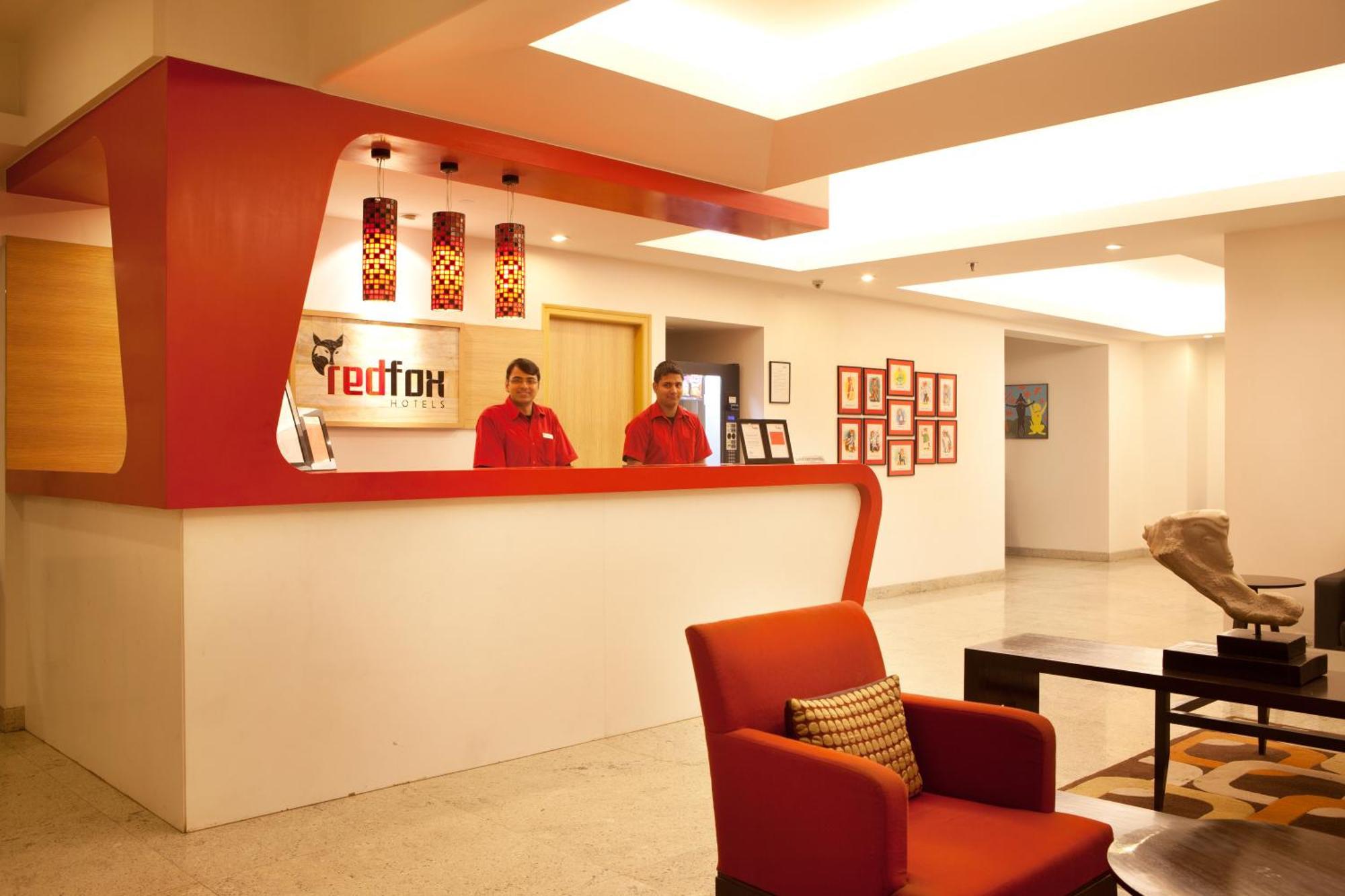 Red Fox By Lemon Tree Hotels, East Delhi Екстериор снимка