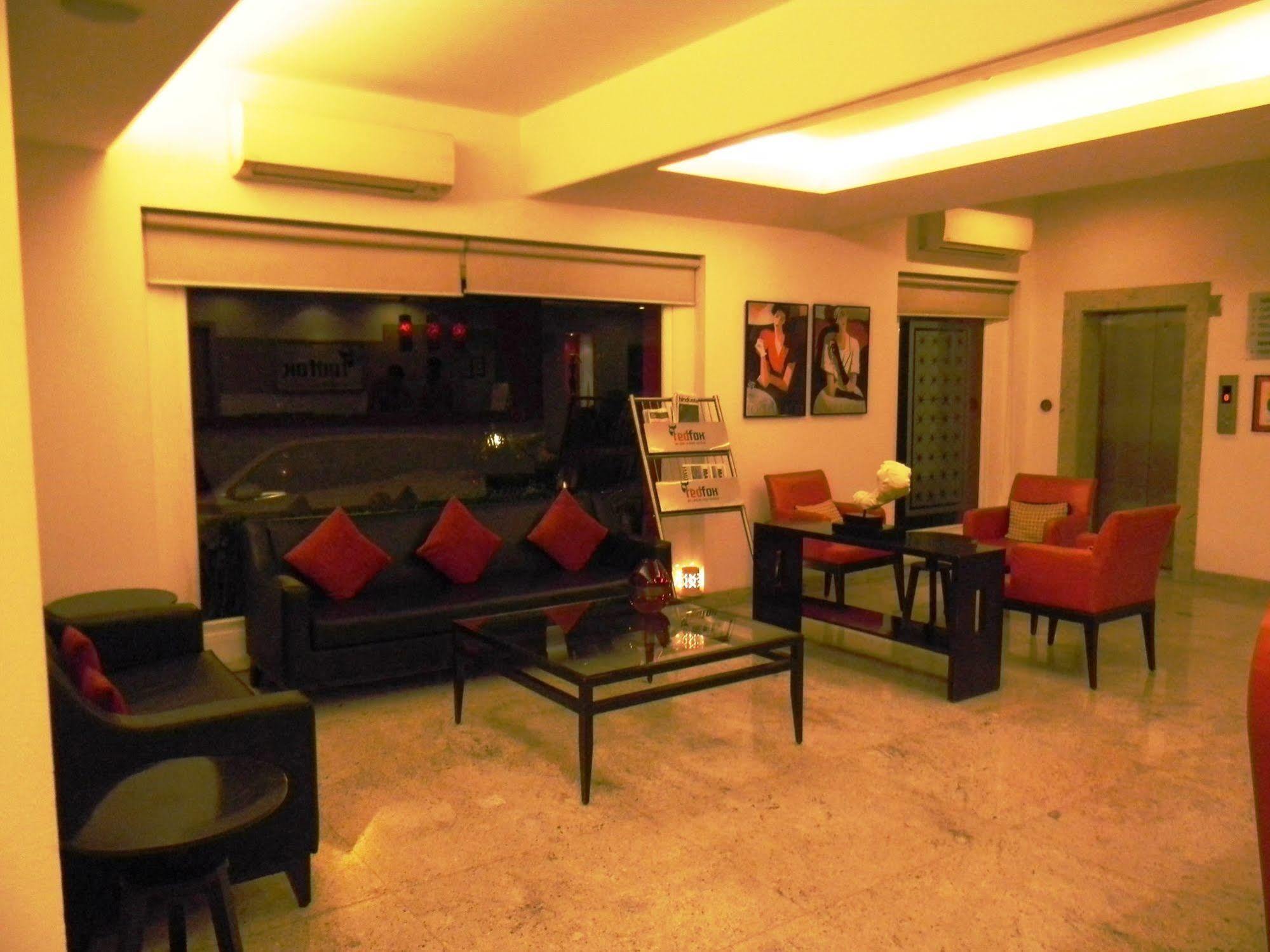 Red Fox By Lemon Tree Hotels, East Delhi Екстериор снимка